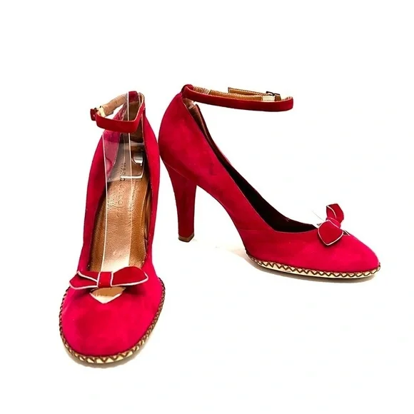 MARC JACOBS | Vintage 1990s red suede cutout bow ankle strap heels - Picture 4 of 8